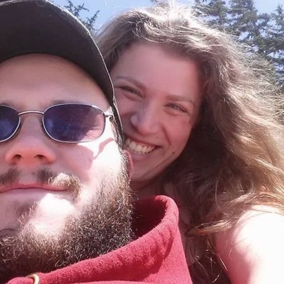 Meet your Posher, Kaylee - Picture 1 of 1